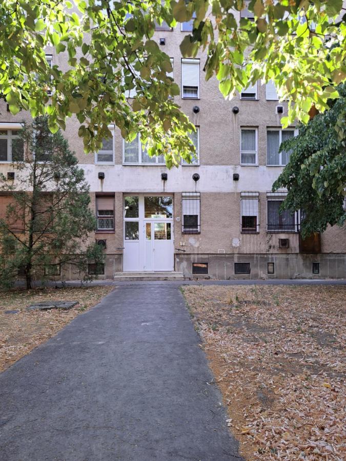 Apartamento Wanderer Station Debrecen Exterior foto