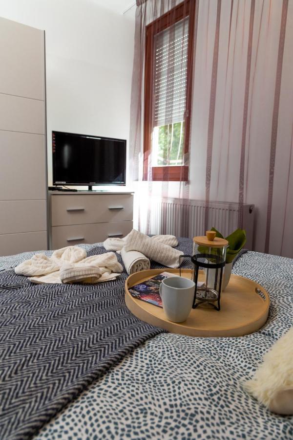 Apartamento Wanderer Station Debrecen Exterior foto